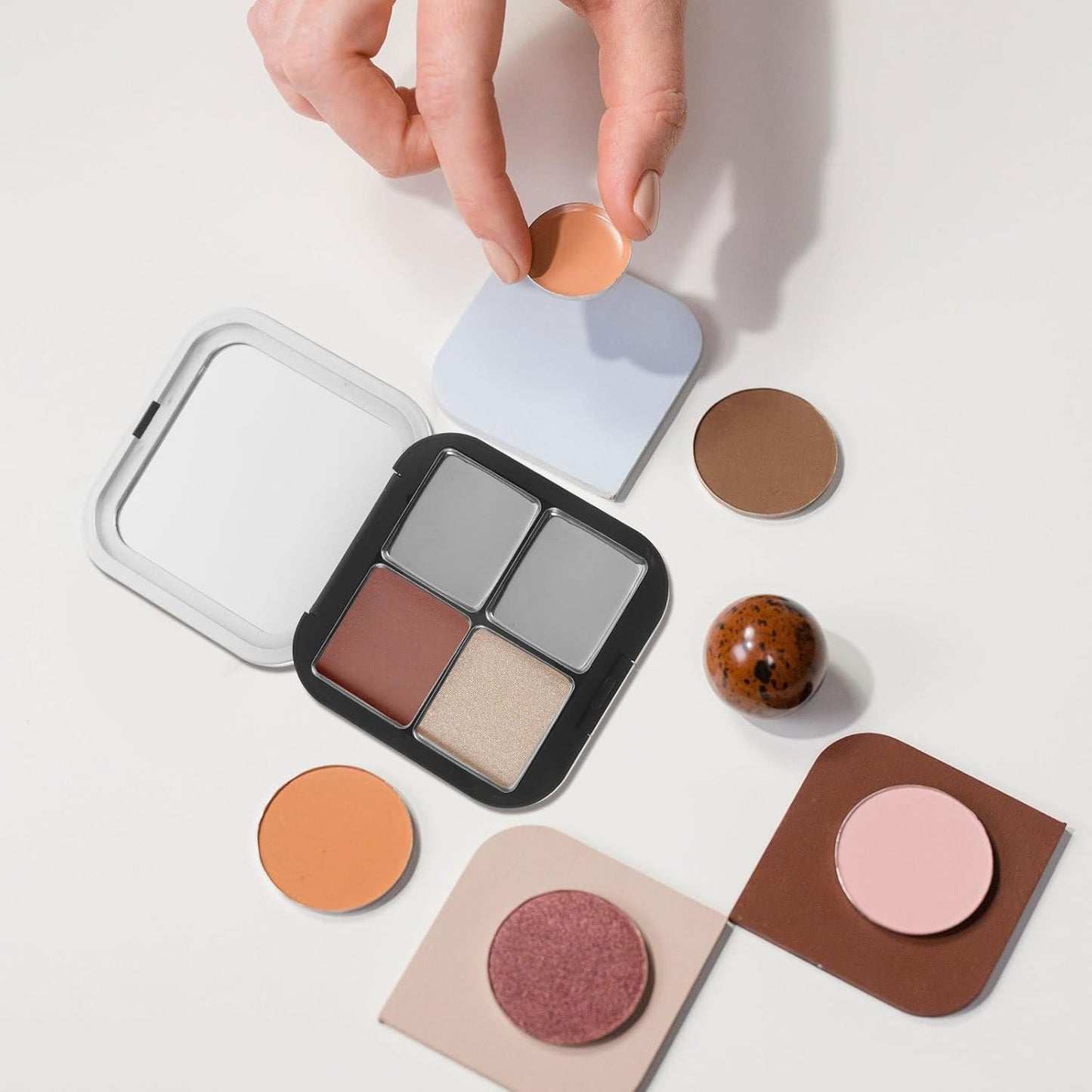 Blush Pallet Makeup 2pcs Empty Magnetic Eyeshadow Palette, Small Makeup Palette Lipstick Compact Containers Cosmetic Sample Storage Cases Makeup Plate for Foundation