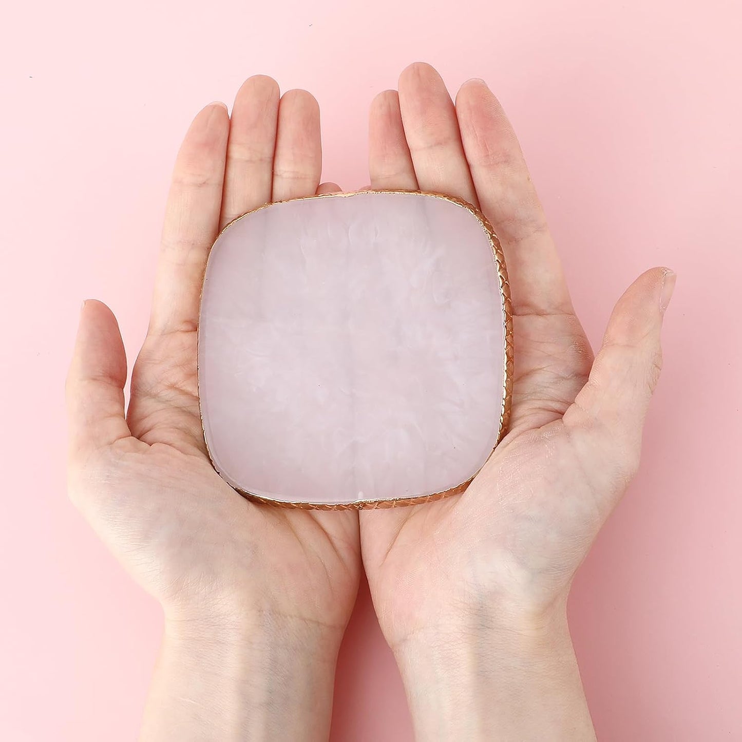 Resin Nail Art Palette Gold Edge Nail Holder Heart Shaped Color Makeup Foundation Mixing Tools Display Board Gel Nail Art Color Mixing Palette Painting Tray Manicure Tool (Milky)